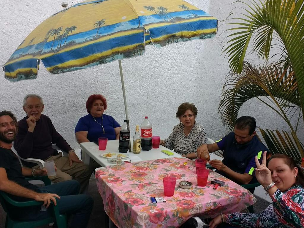 Hostal Casa Anita Guadalajara Exterior photo